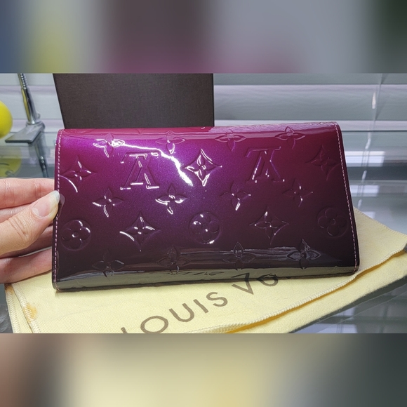 Louis Vuitton Portefeuille Sarah Vernis Wallet Amarant Purple Ombre - Picture 2 of 15